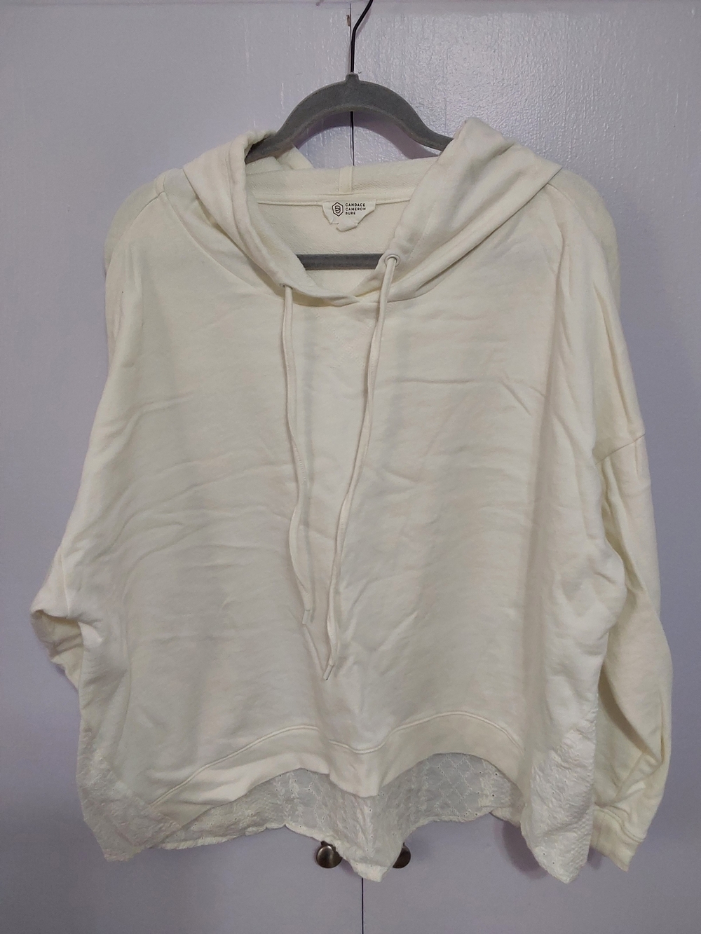 Candace Cameron Bure Cream Lace-Hem Pullover Hoodie